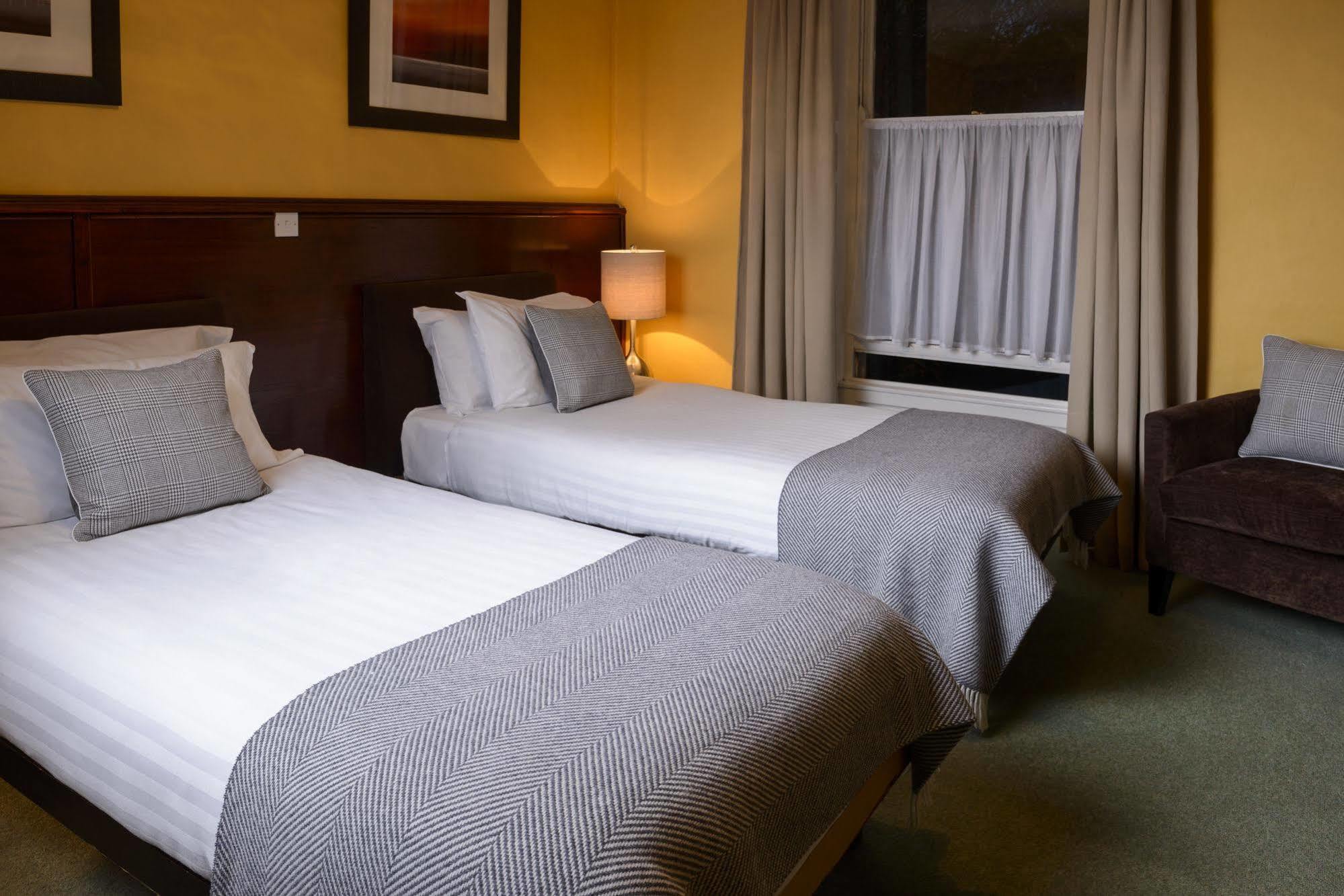 Hibernian House Hotell Kilkenny Exteriör bild